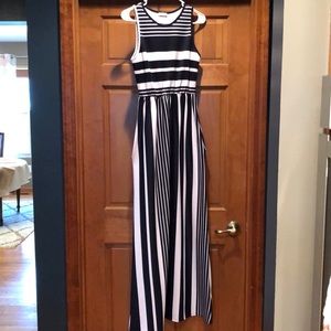 Egs NWOT White and Navy Maxi Dress